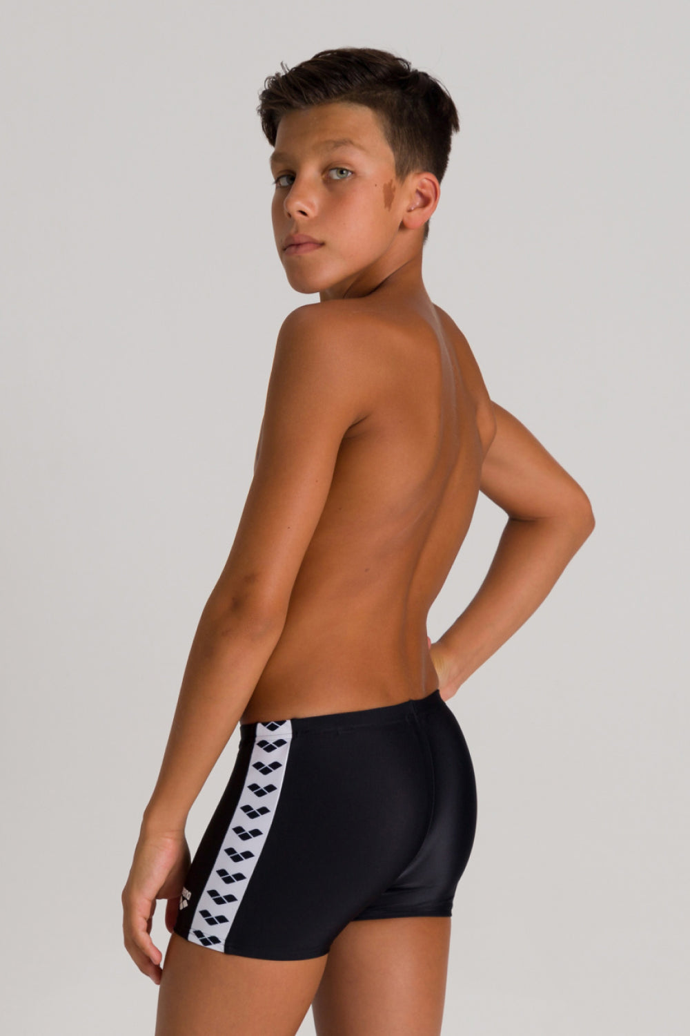 Malla De Entrenamiento Para Niño Arena Boy's Team Fit Junior Short